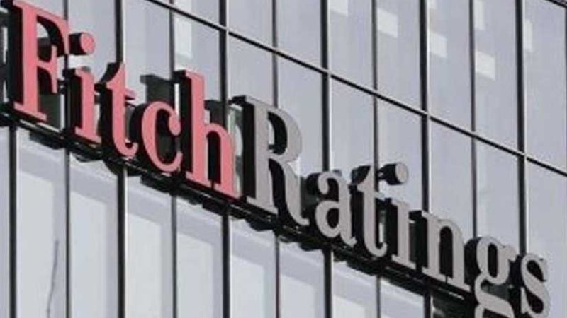 فيتش تتوقع نمو الاقتصاد