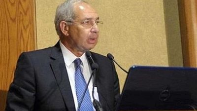 رئيس المنطقة الاقتصادية لقناة السويس: تعاقدات جديدة لتوفير فرص عمل للشباب