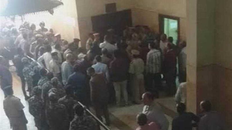 بدء الجلسة الثانية