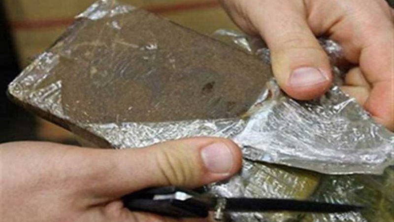 ضبط عاطل بحوزته 2.5