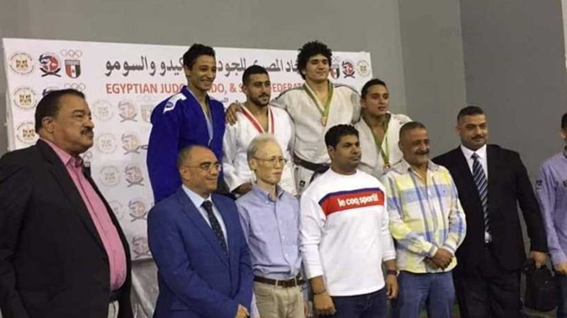 السفير الياباني يحضر