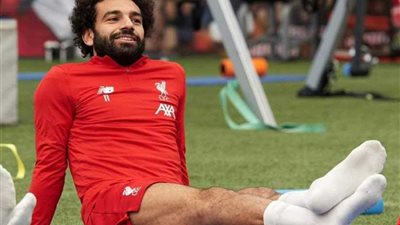 عاجل.. محمد صلاح يطمئن محبيه بشأن إصابته قبل مواجهة أرسنال