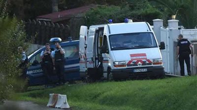 ماكرون يدين اعتداء 