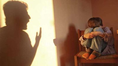 7 مفاتيح للآباء والأمهات حتى لا يتحول الأبناء لسلاح للانتقام أثناء الخلافات