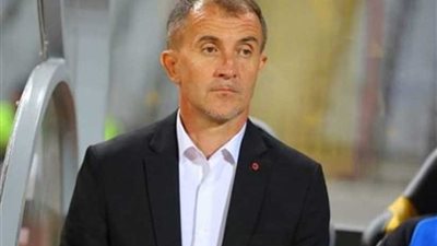 ميتشو يعالج النقص العددي بتصعيد الناشئين