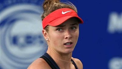 الأوكرانية إيلينا سفيتولينا تتأهل لنصف نهائي البطولة الختامية