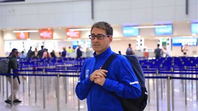 عاجل.. بعثة الأهلي تصل الإمارات استعدادًا لخوض معسكر مغلق