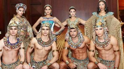 عرض أزياء فرعونية على هامش المؤتمر الإقليمي الإفريقي