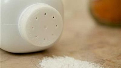 ٤ فوائد جمالية لبودرة الأطفال.. اكتشفيها