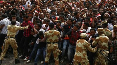سبوتنيك الروسية: انتشار الجيش الإثيوبي بعد تصاعد الاحتجاجات وتزايد عدد القتلى والمعتقلين