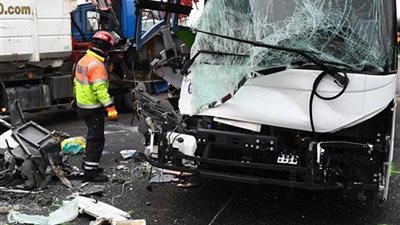 إصابة 33 شخصًا إثر حادث سير لحافلة بين باريس ولندن