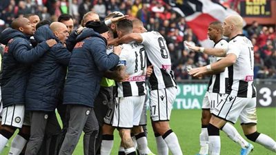 أودينيزي يحول تأخره بهدف إلى فوز على جنوى 3-1 في الدوري الإيطالي