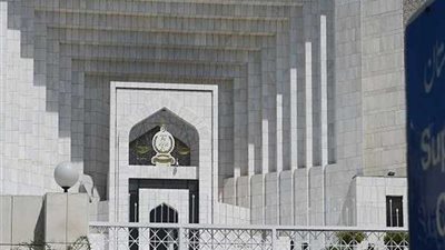 المحكمة العليا فى لاهور تفرج عن زعيمة المعارضة الباكستانية