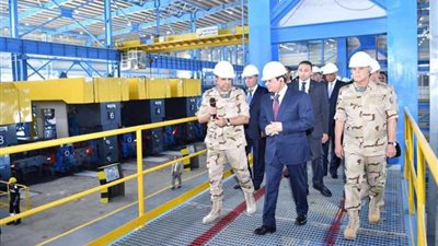 الرئيس السيسي يفتتح مجموعة من المشروعات القومية بمحافظتي السويس وجنوب سيناء..