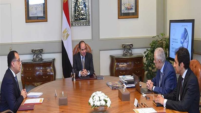 الرئيس السيسي يتابع