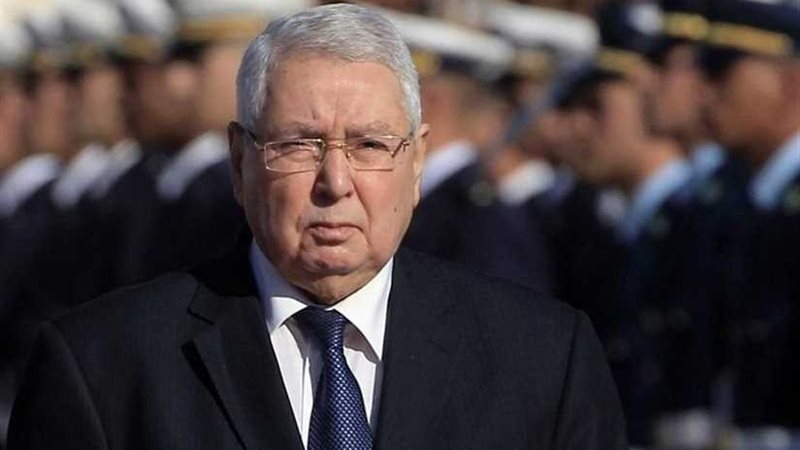 الرئيس الجزائري يتسلم