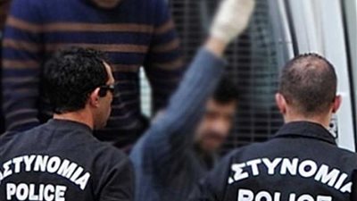 اعتقال سوريين اثنين في قبرص لاتهامهما بالاتجار في البشر