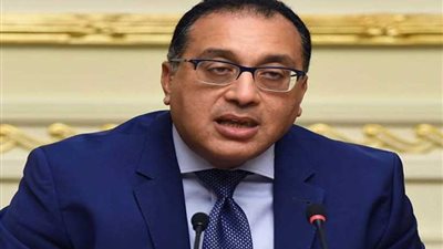 وزير الداخلية يهنئ رئيس الوزراء بالمولد النبوي الشريف