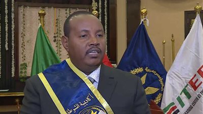 أكاديمية الشرطة تشهد تخريج دورتين تدريبيتين من الكوادر الأمنية الأفريقية 