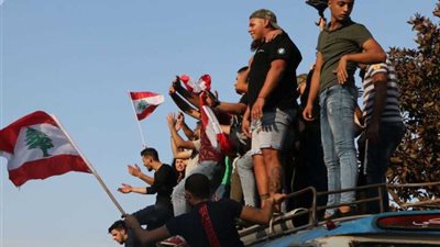 الجيش اللبناني ينفي إجراء تحقيقات حول أسباب مشاركة الطلاب في المظاهرات