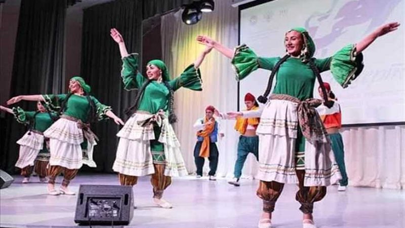 ٤ حفلات أسبوعية لـالقومية