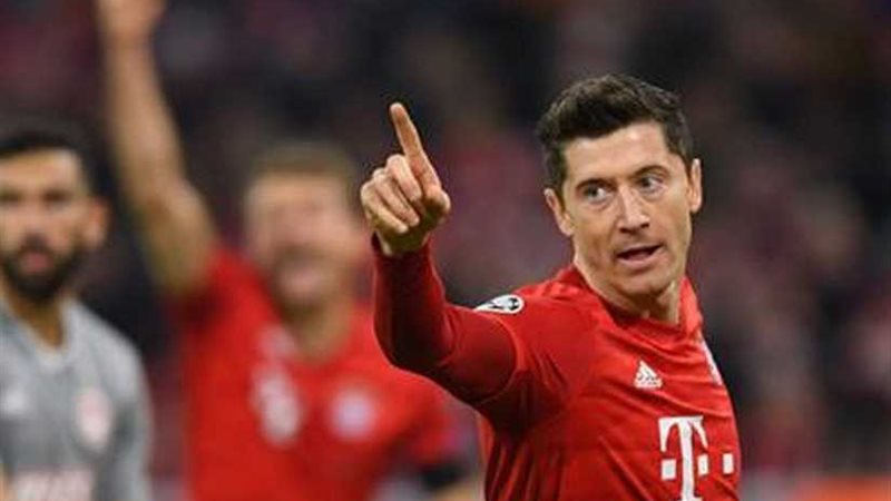 بايرن ميونخ يتأهل