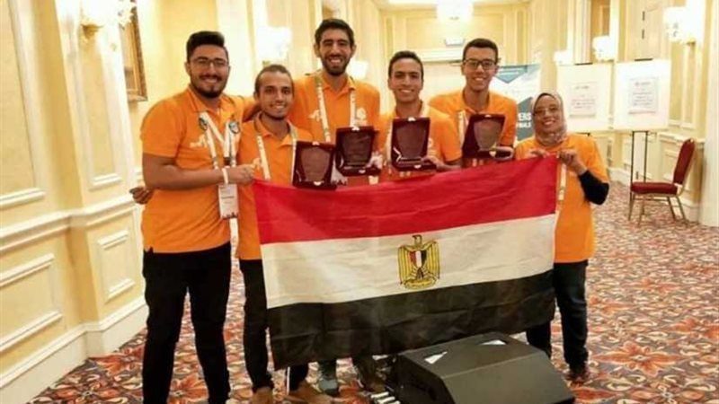 طلاب جامعة حلوان