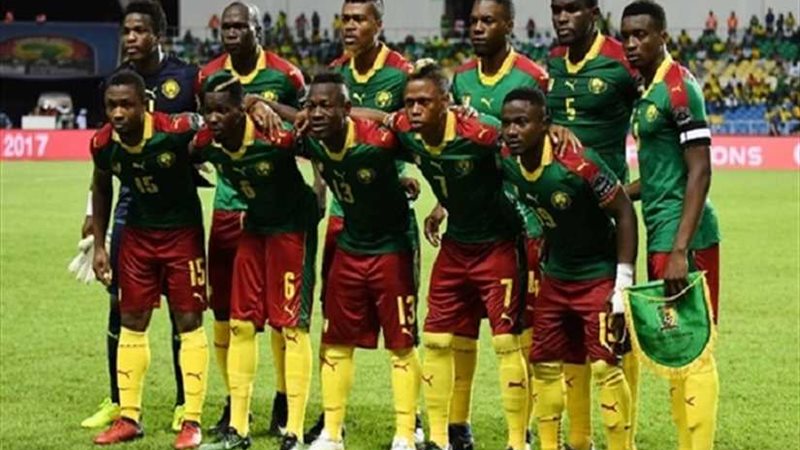 التشكيلة الرسمية