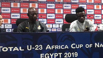 مدرب زامبيا: هدفنا اصطياد النسور