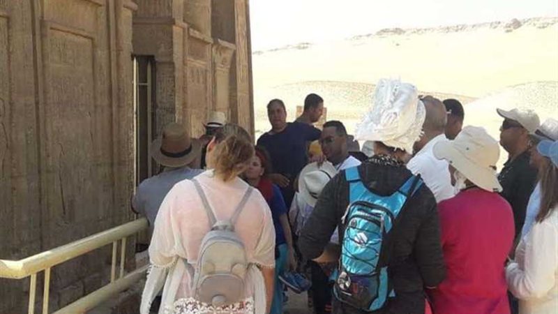 وفد أرجنتيني يزور