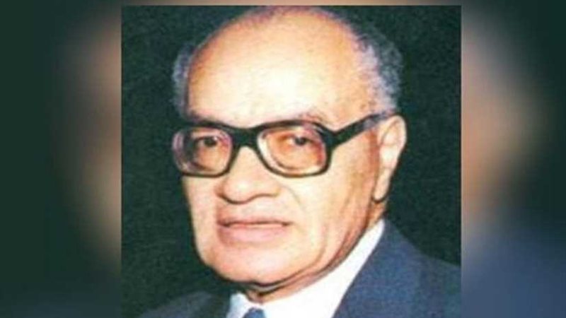 أديب شارع الصحافة!