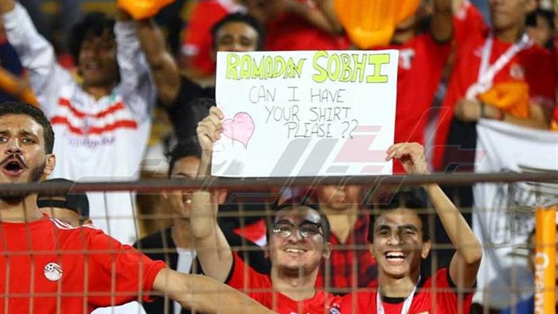 شاهد.. حماس الجماهير