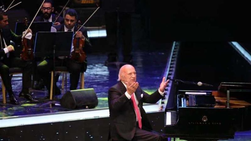 مؤلفات عمر خيرت تعكس