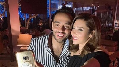 رد فعل زوجة رامي جمال بعد مرضه