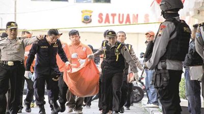 إصابة 6 بسبب تفجير انتحاري بمركز شرطة في أندونيسيا