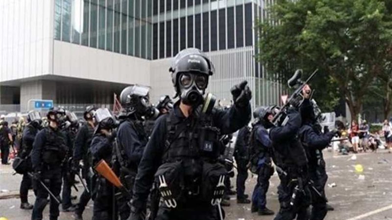 شرطة هونج كونج تعزز