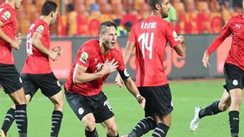 صراع القمة.. المنتخب