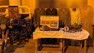 جريمة على الطريق العام.. والضحية برج كهرباء