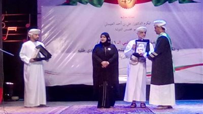 عضو مجلس الدولة يكرم 32 من خريجي الجامعات المصرية