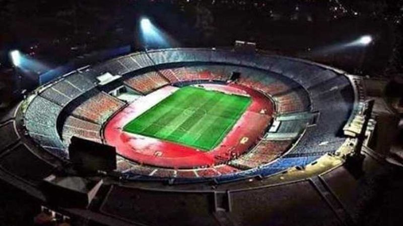 استاد القاهرة يستقبل