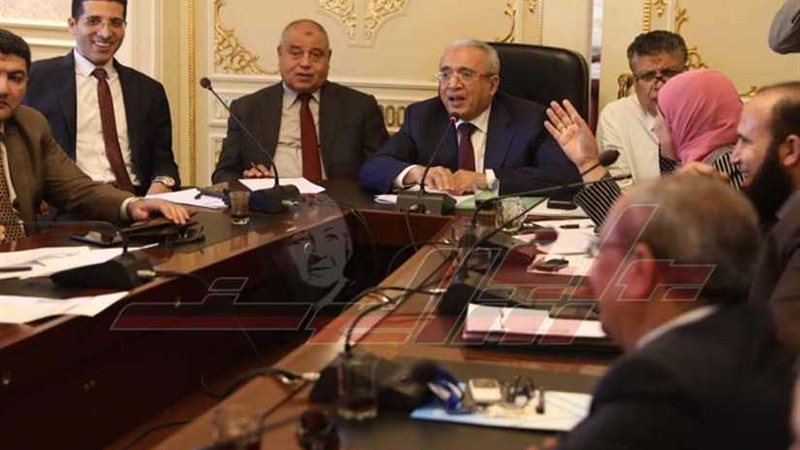 النائب ياسر عمر: