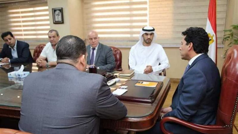 وزير الشباب والرياضة