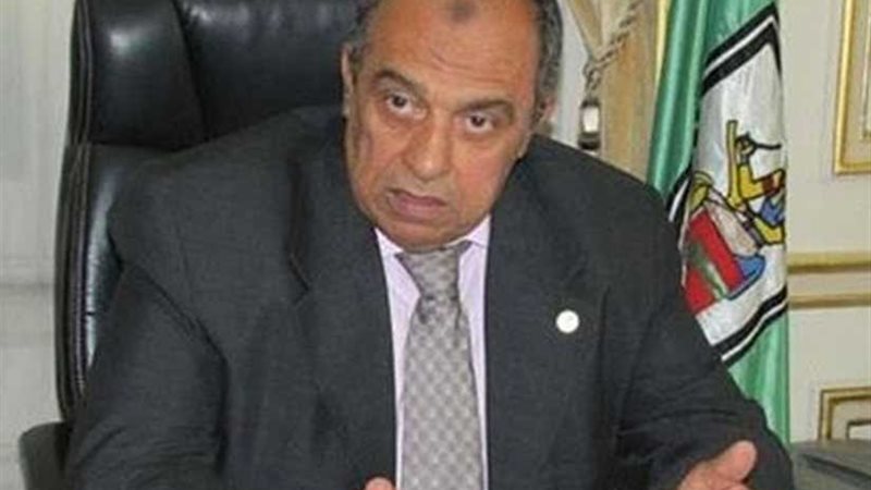 وزير الزراعة يكرم