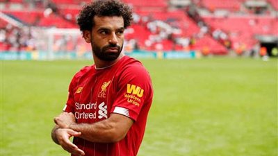 محمد صلاح يتسبب في تكسير 2000 طبق في أحد مطاعم دبي