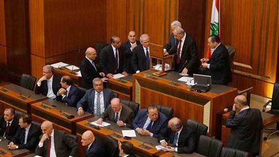 عاجل.. نواب تيار المستقبل فى لبنان يقاطعون الجلسة النيابية .. وإطلاق نيران وسط بيروت