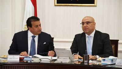 وزيرا الإسكان والتعليم العالي يستعرضان المواقع المقترحة لإنشاء جامعات تكنولوجية بالمدن الجديدة