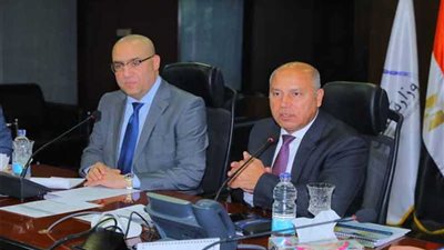 تعرف على آخر المستجدات الخاصة بالقطار المكهرب والمونوريل