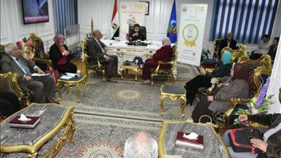 محافظ البحيرة تستقبل وفدًا من وزارة الصحة