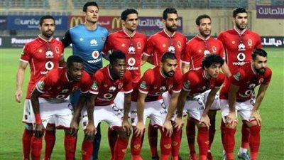 الأهلي بالزي الأحمر كاملًا أمام مونانا
