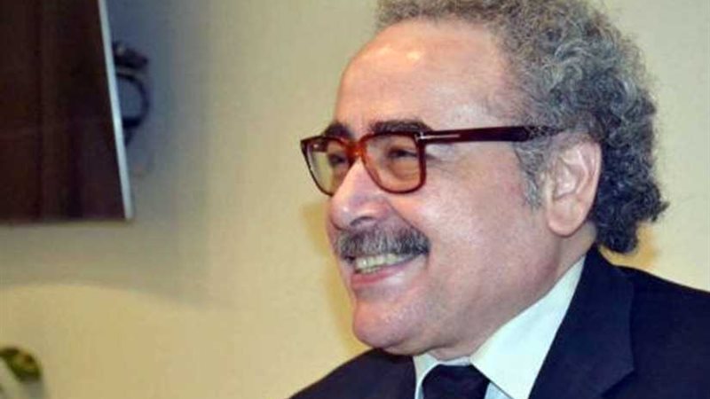 اتحاد الكتاب يجدد